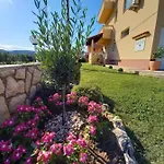 Stela Rab Town