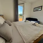 Stela Apartament *
