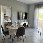 Stela Apartament *