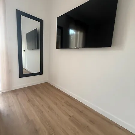 Apartament Stela *