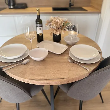 Apartament Stela *