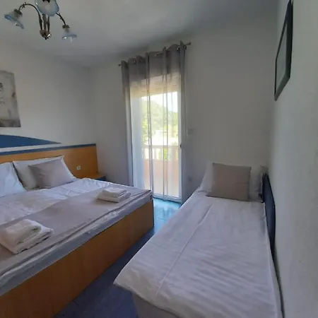 Stela Apartman Rab Town