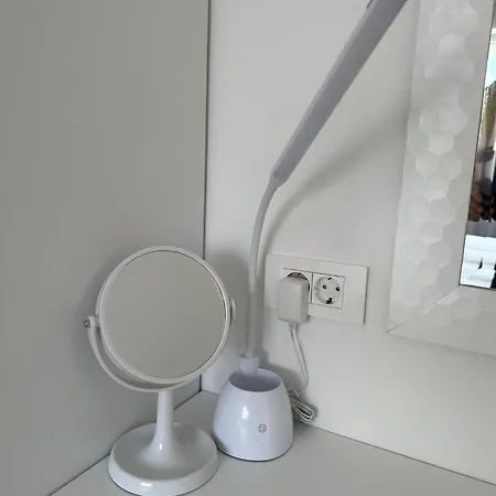 Stela Apartman Rab Town