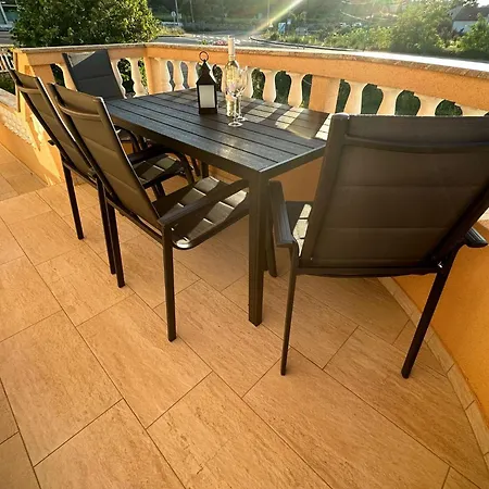 Apartman Stela Rab Town