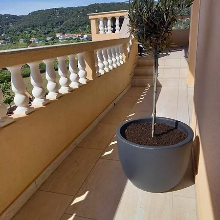 Stela Apartman Rab Town
